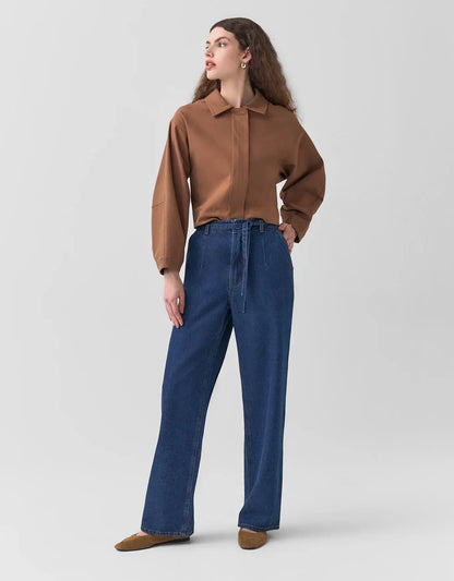 Pantalones vaqueros de pierna recta con cinturón